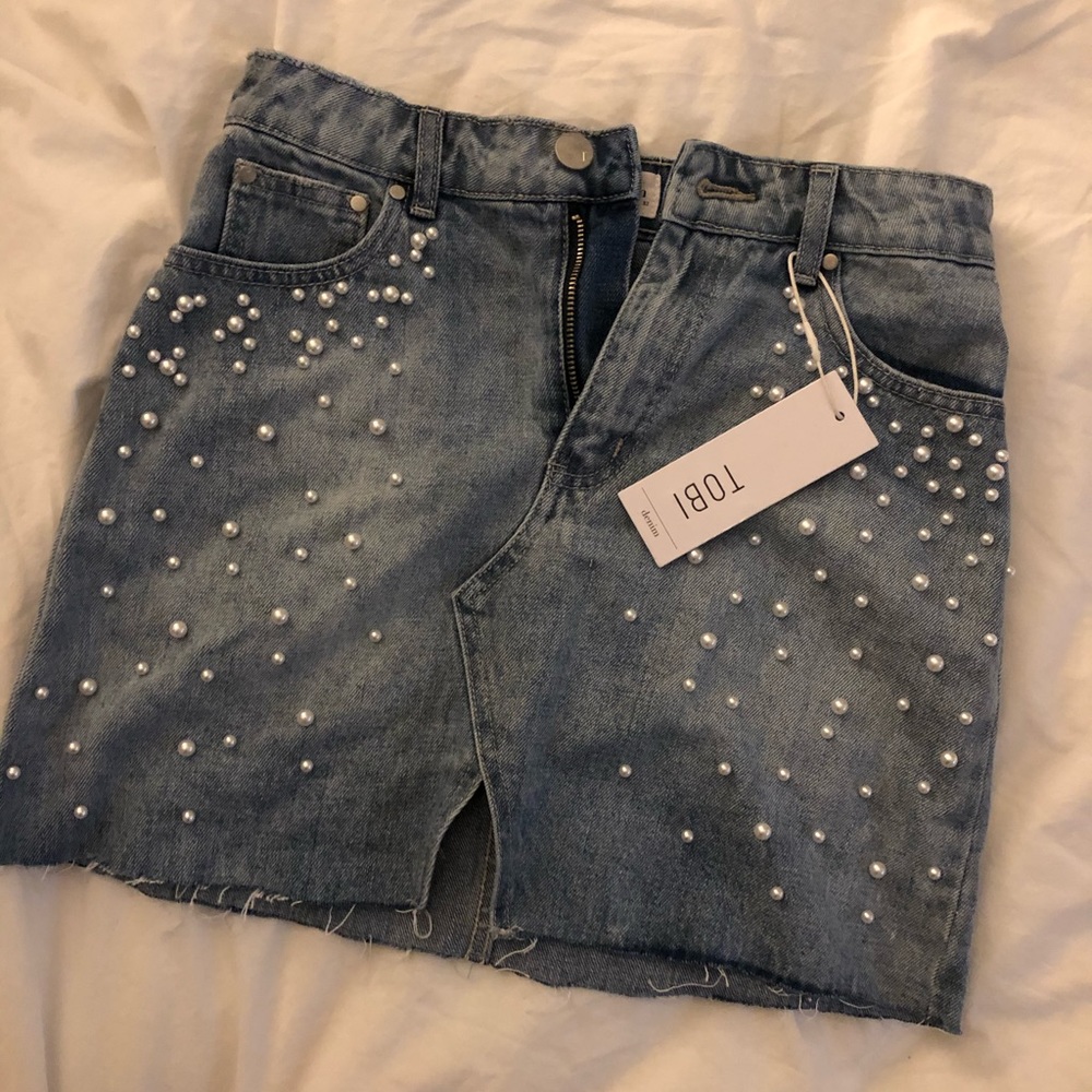NWT Tobi Pearl studded jean skirt (size 26)